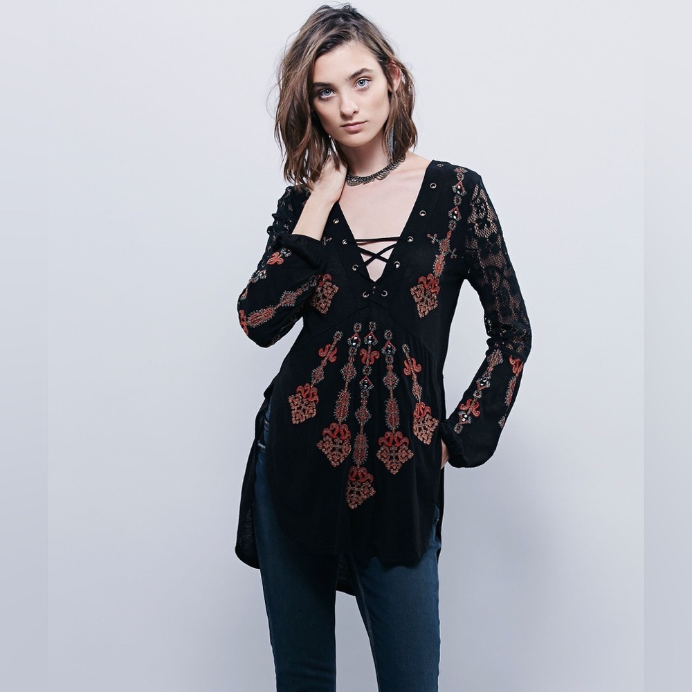 Free People Embroidered Bohemian Black Tunic Top-Size XS-NWT